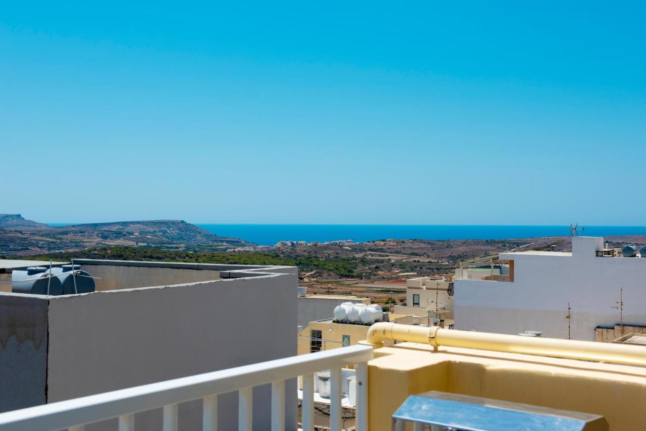 מליאהה Summer Breeze Apartment With Terrace With Panoramic Views - By Getawaysmalta מראה חיצוני תמונה