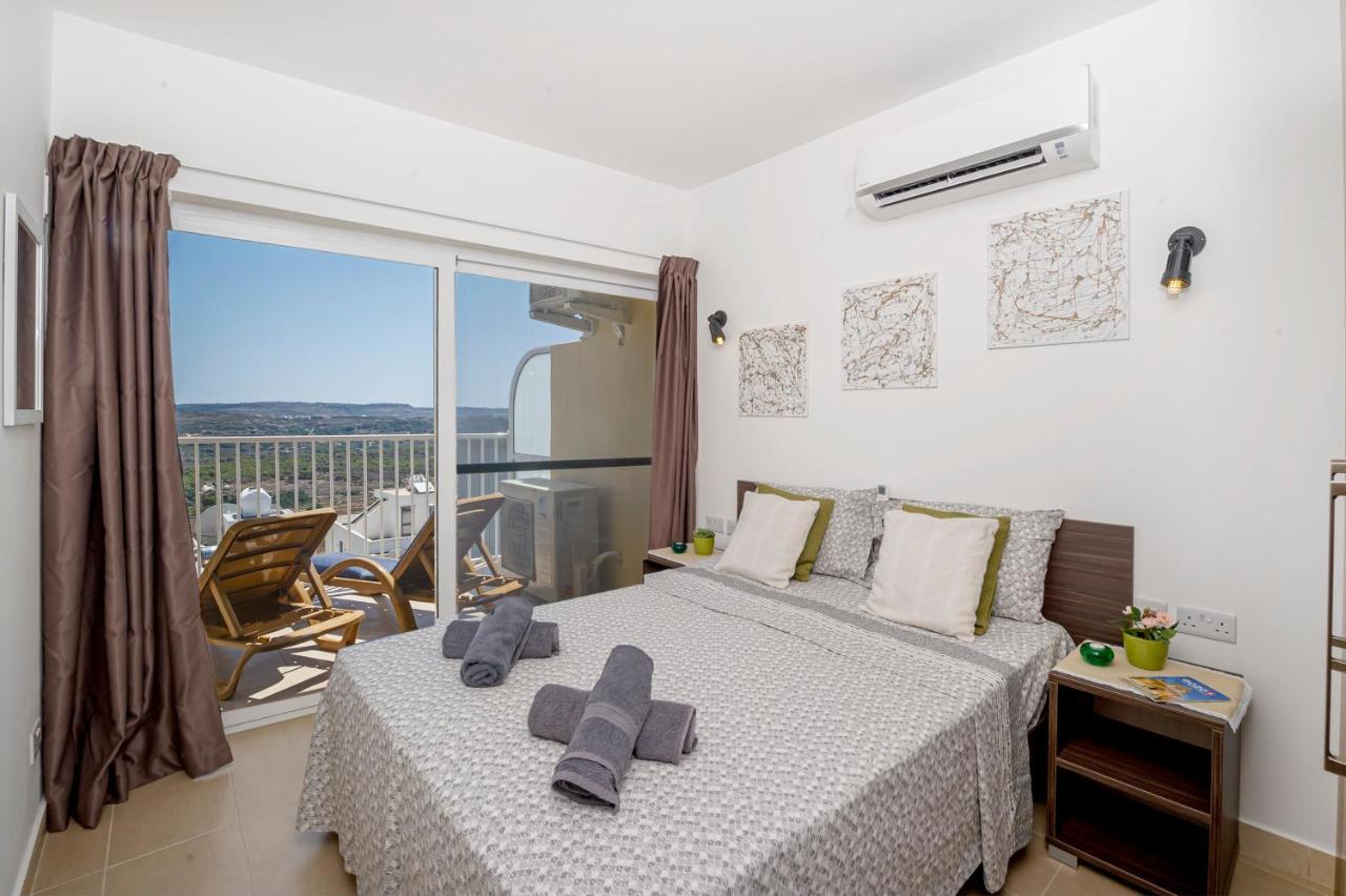 מליאהה Summer Breeze Apartment With Terrace With Panoramic Views - By Getawaysmalta מראה חיצוני תמונה