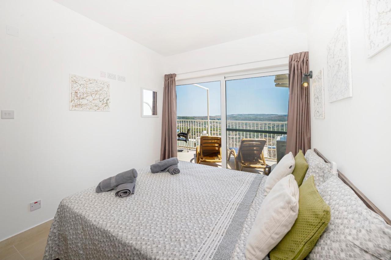 מליאהה Summer Breeze Apartment With Terrace With Panoramic Views - By Getawaysmalta מראה חיצוני תמונה